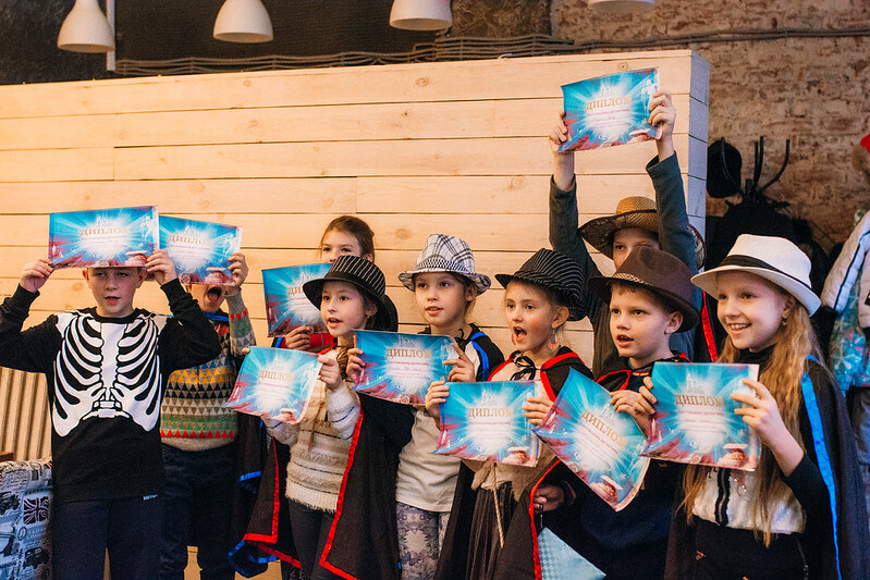 Как отметить Новый год классом — идеи для младших школьников в Пензе